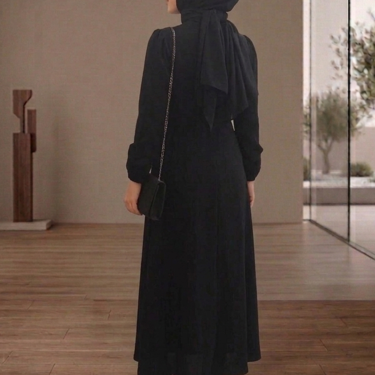 Minimalist Form Bağlamalı Elbise